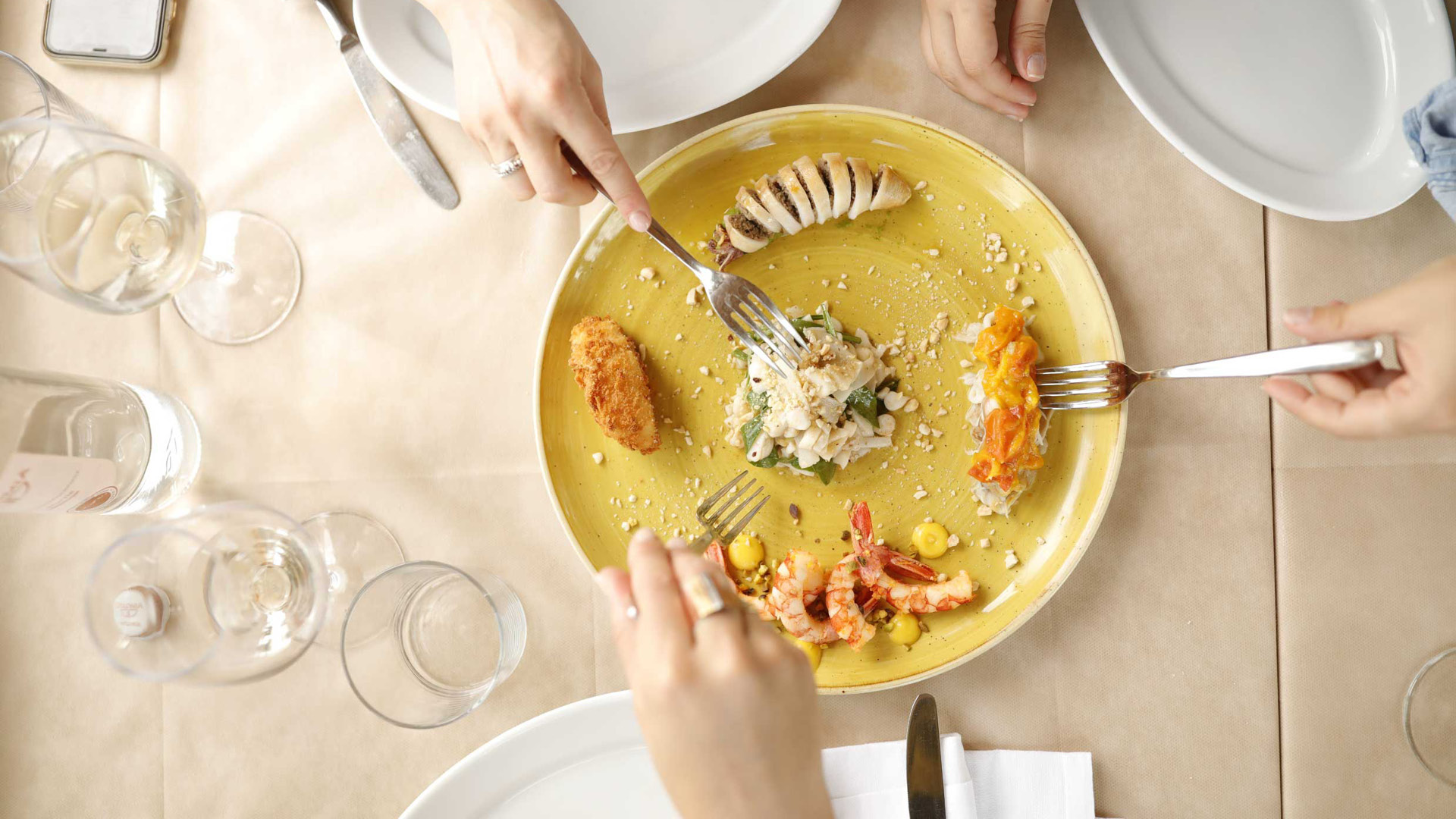 A tavola - Ristorante Levante Gabicce Mare